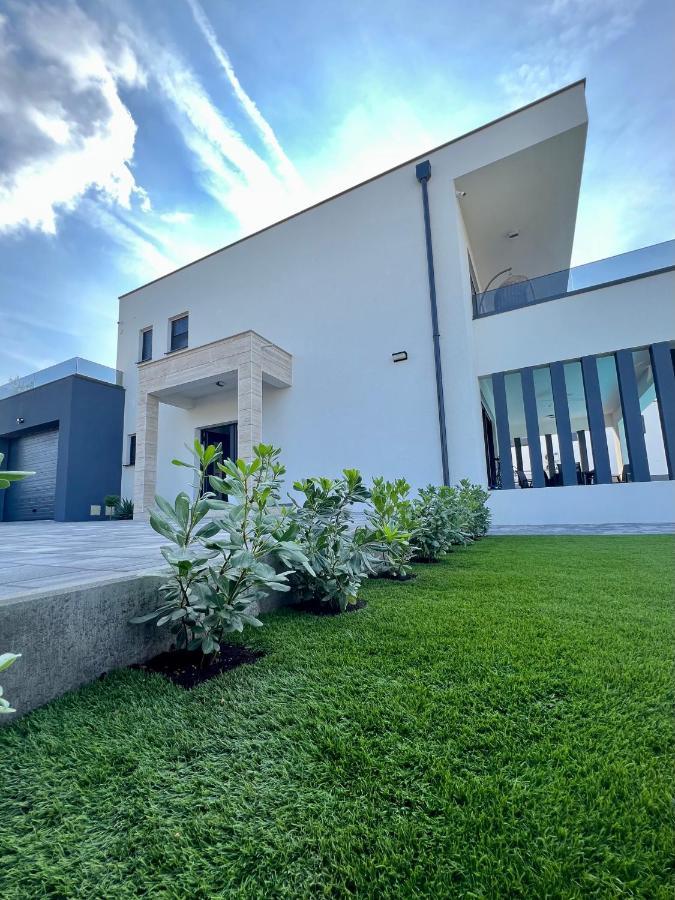Villa Mila Vrsi Exterior photo